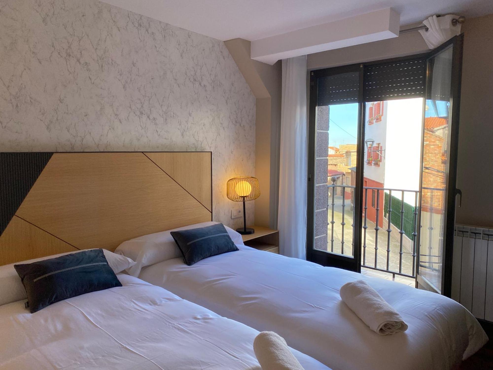 Casa Rural La Plaza Azofra Bagian luar foto